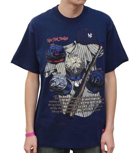 Vintage Nutmeg New York Yankees Graphic T Shirt (Size L) — RootsBK