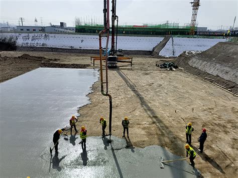 中国水利水电第四工程局有限公司 工程动态 西宁市南川水厂清水池首仓混凝土浇筑完成