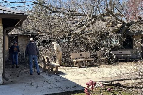 Storm Lake, IA buildings damaged, power goes out for hours after severe ...