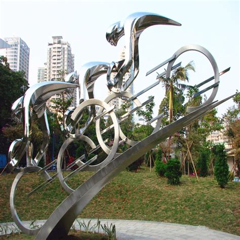 城市经济开发区雕塑，大型不锈钢标识雕塑设计_中雕园林雕塑-站酷ZCOOL