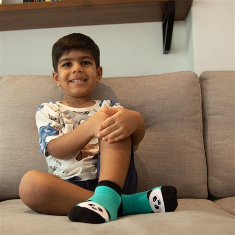 Fun socks & accessories for Men, Women and Kids - Mint & Oak