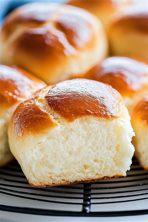 2-Ingredient Greek Yogurt Bread – Quick & Easy Recipe