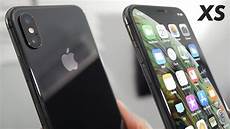 Iphone Xs Space Grey Wallpaper by Space Gray Iphone Xs Unboxing Impressions Iphone Xs Space Grey Wallpaper