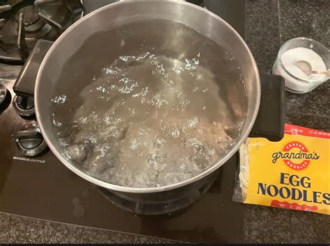 How to Cook Frozen Egg Noodles – Grandma's Frozen Noodles
