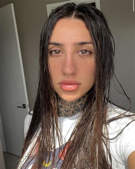 Bakhar Nabieva (5’7) I’m taking in these no contacts pictures. : r/BeautifulWomenFitness