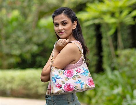 Discover Anuschka's Handpainted Leather Handbags & Accessories ...