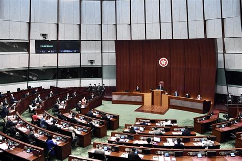 香港立法会改议事规则：如议员缺席致流会 拟罚一日薪水 - 原创 - 海外网