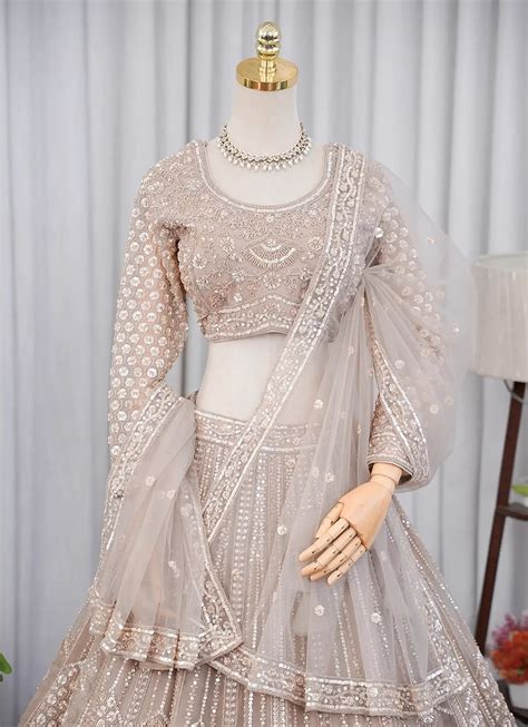 Lehenga Choli Online – Embroidered Sets ₹3,299+ | Kayara – Kayara Label