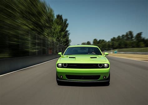 2015 Dodge Challenger Specs, Performance & Photos - autoevolution