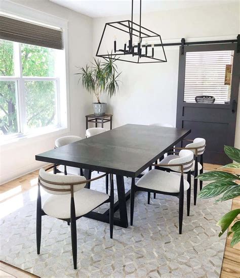 23 Dining Room Chandelier Ideas for a Captivating Design