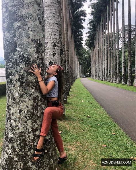 SYNNOVE KARLSEN Feet - AZNudeFeet