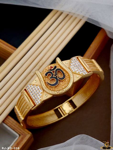 Superior Diamond OM Logo Kada For Men KD-038 – Rudraksh Art Jewellery