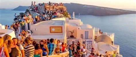 希腊旅游最佳季节是什么时候?什么时候去希腊最便宜?-希腊移民网