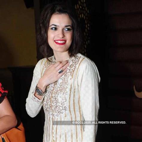 Blanca Peralta gets clicked during Shaleen Jain's After Tennis party ...
