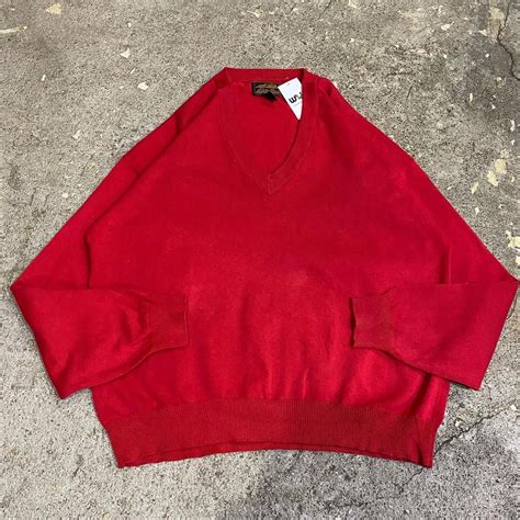 90s Eddie Bauer Vneck cotton knit | What’z up