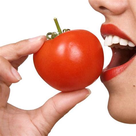 Konsumsi Tomat Setiap Saat Agar Mata Anda Tetap Sehat