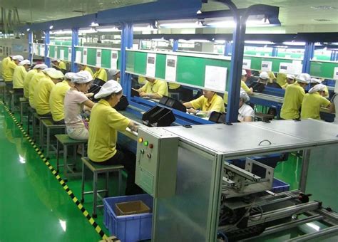 东莞工厂流水线纪录片，揭露低学历工人的真实现状，看完让人心酸_腾讯视频