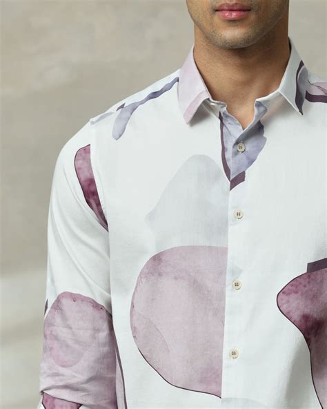 Mufti Sale: Flat 50% Off on Jeans, Shirts, T-shirts & Cargos