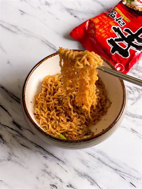 Instant Ramen Hacks: Chilli Garlic Ramen Noodles | Recipe | Food, Ramen ...