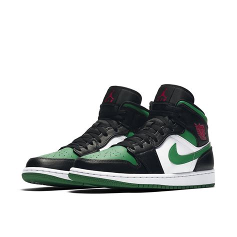 Air Jordan 1 Mid 'Pine Green' Release Date. Nike SNKRS