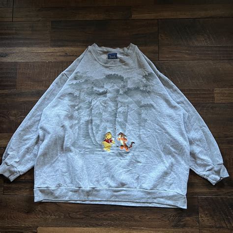 VINTAGE 90s WINNIE THE POOH OVERSIZED WOMEN SWEATER... - Depop