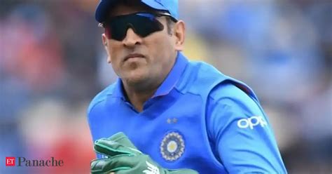 Dhoni: BCCI requests ICC to allow Dhoni's Army insignia gloves; B-town ...