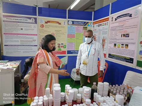 Facilitation of Director in Ayurveda Parv in State Convention Center ...