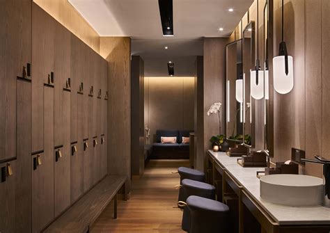 Spa Locker Room and Changing Area at JW MARRIOTT SOUTH BEACH Singapore 2017