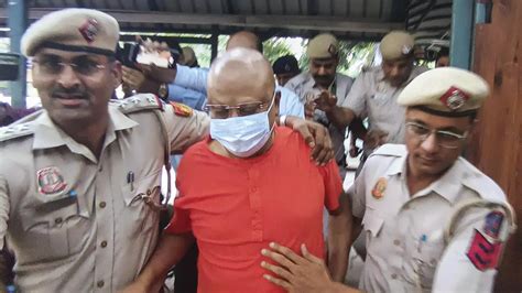 What Delhi 'godman' Swami Chaitanyananda wants in jail? From monk robes ...