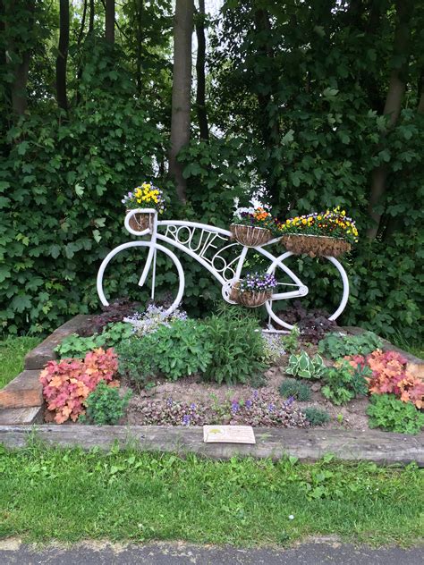 Sandra Burns is fundraising for Alzheimer's Society