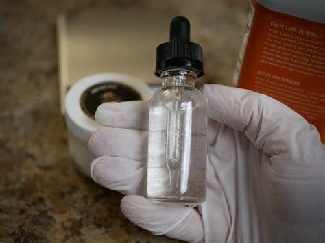 Homemade CBD Oil Tincture 的图像结果