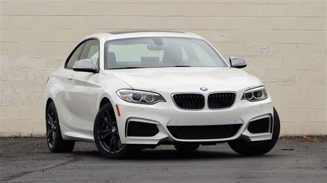 2017 BMW M240i Review: Just what the performance-loving doctor ordered