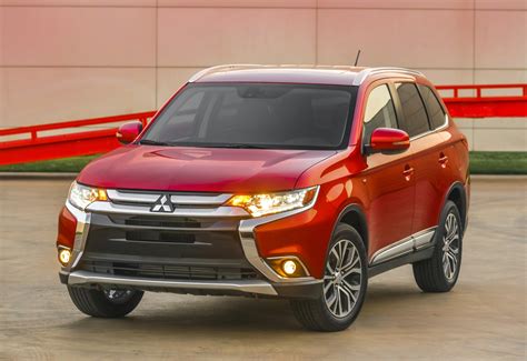 2016 Mitsubishi Outlander Features More of Everything - autoevolution