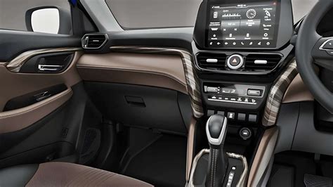 Toyota Hyryder Tech Package Launched - What You Get And How Much It ...