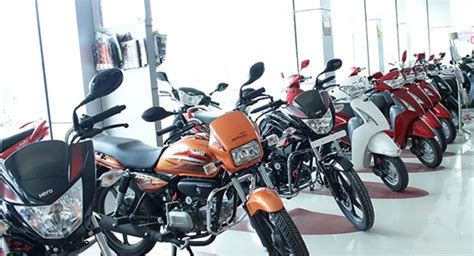 दोपहिया वाहनों पर घट सकती है GST, FADA ने की कम करने की मांग - two ...