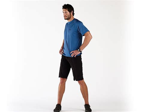 Static vs Dynamic Stretches: Best Pre-Workout Choice? | FITPASS