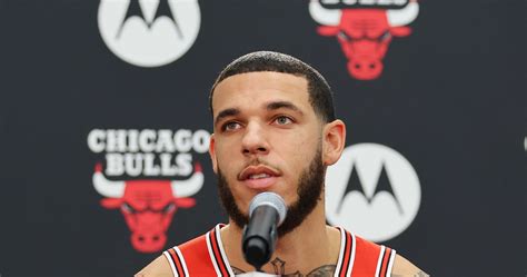 Bulls' Lonzo Ball Says He's 'About 70' Percent Recovered from Knee ...