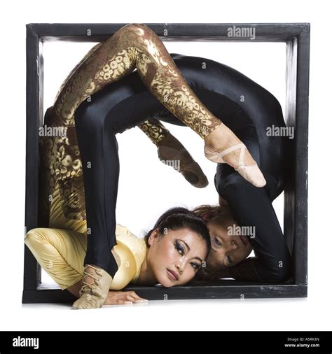 Rezultat imagine pentru Small Box Contortion