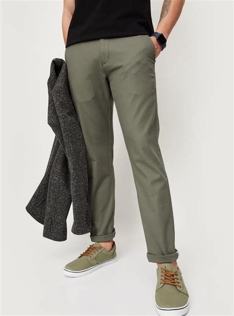 Buy Men Solid Slim Fit Structured Chino Trousers Online at just Rs ...