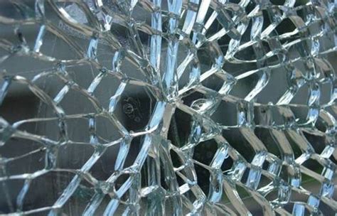 钢化玻璃的加工生产方法 该怎么避免钢化玻璃炸裂,行业资讯-中玻网