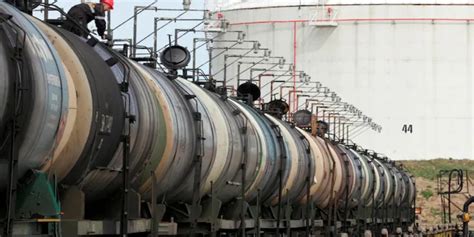 UK Sanctions Nayara Energy in Crackdown on Russian Oil