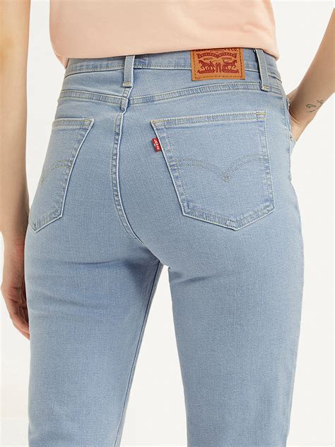 Women's 724 Light Blue Straight Fit High Rise Jeans – Levis India Store