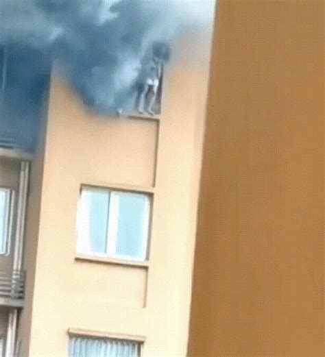 高层突发火灾，23岁女子不幸坠亡！_深圳新闻网