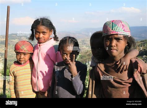 People in Madagascar 的图像结果