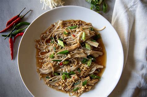 How To Stir Fry Enoki Mushroom - Recipes.net