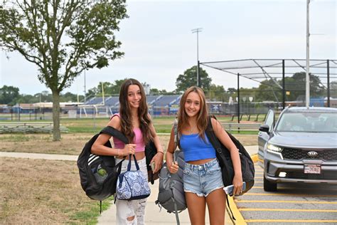 Warms Wishes For A New School Year In West Islip - Long Island Media Group