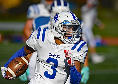 Coaches announce ‘Super 100’ football team, honoring N.J.’s top seniors ...