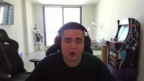 Lacy - Streamer Profile & Stats