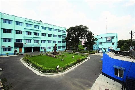 Top Computer Science and Engineering Engineering Colleges in Kolkata ...