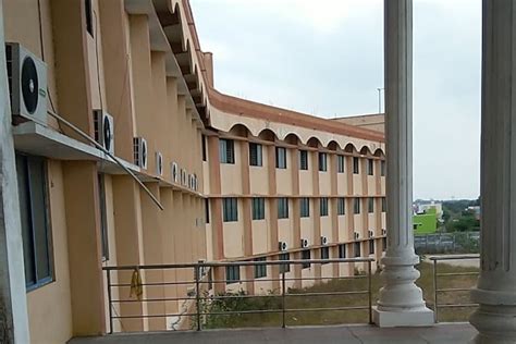 Pallavan College of Engineering Kanchipuram Campus: Photos, Virtual Tour